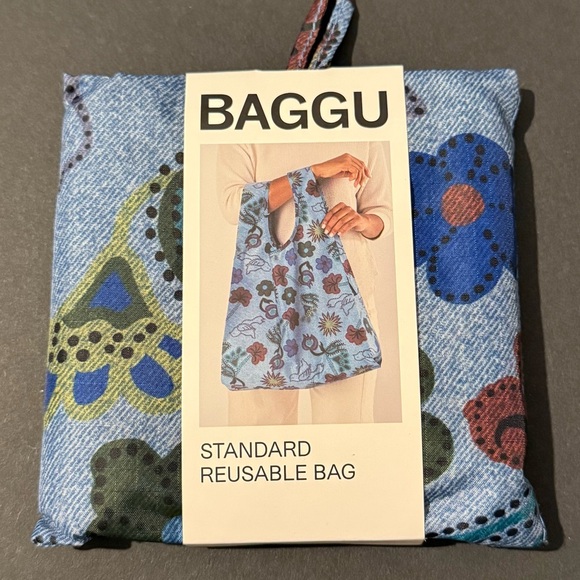 BAGGU Handbags - NWT BAGGU DIGITAL DENIM BIRDS Standard Reusable Bag